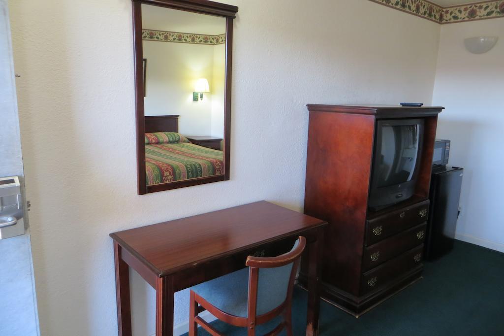 Capri Motel Redwood City Bagian luar foto