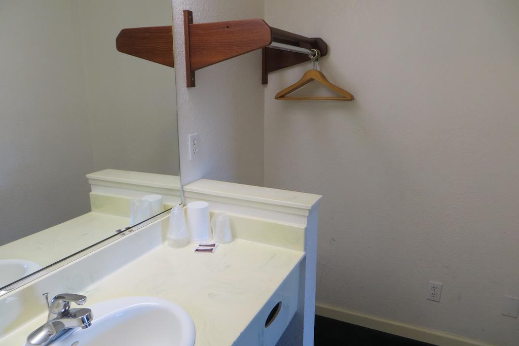 Capri Motel Redwood City Ruang foto